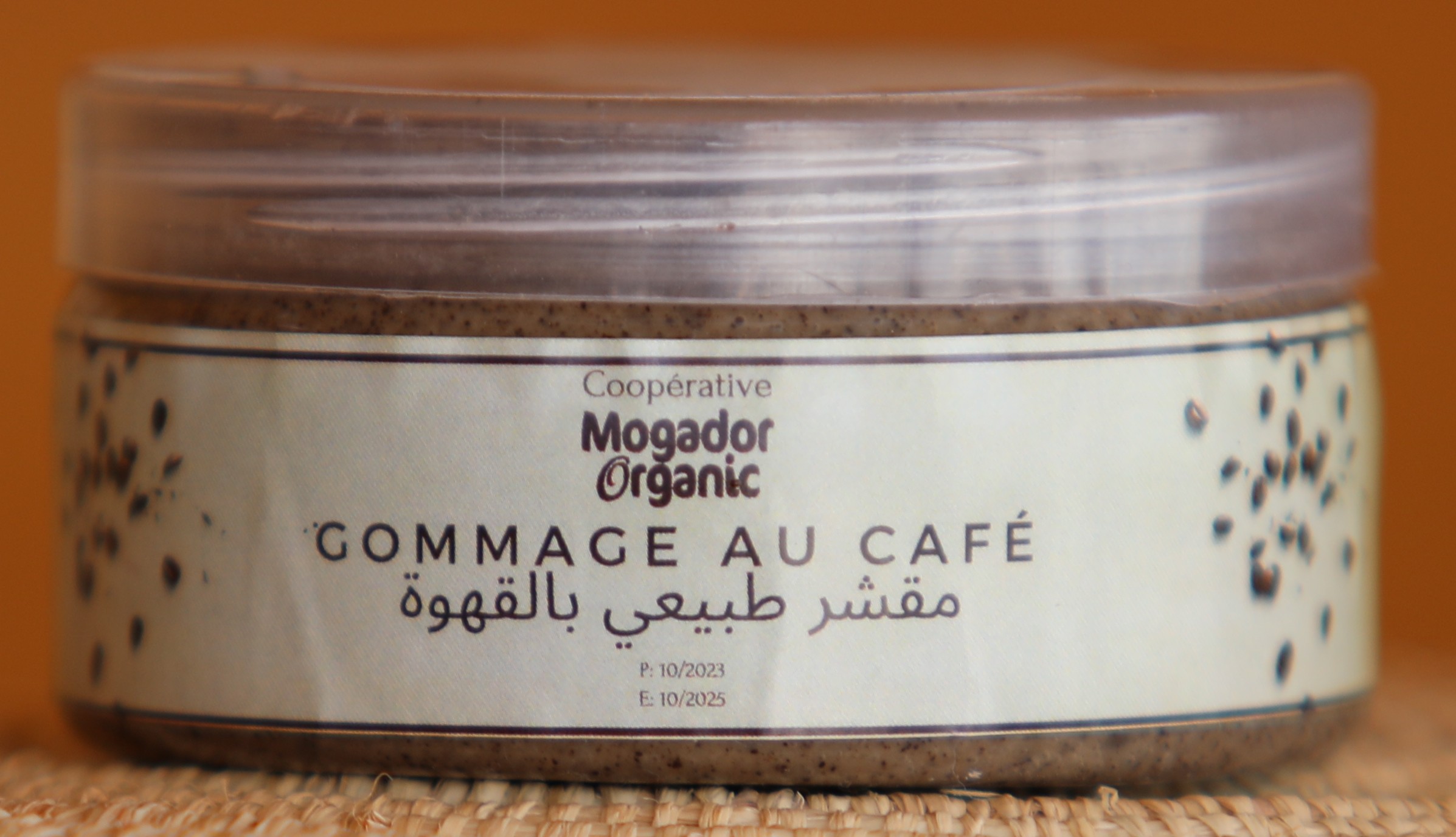 Gommage au Café